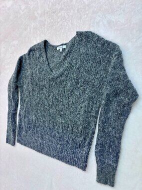 Madewell Women's Grey Knit Sweater --- Size: XS, Super Soft --- Great Condition!